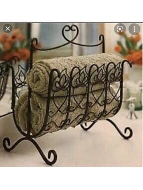 Southern Living at Home Davistown Wrought Iron Magazine Rack